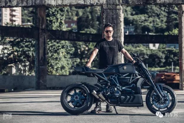 大魔鬼杜卡迪展示,杜卡迪肌肉朋克