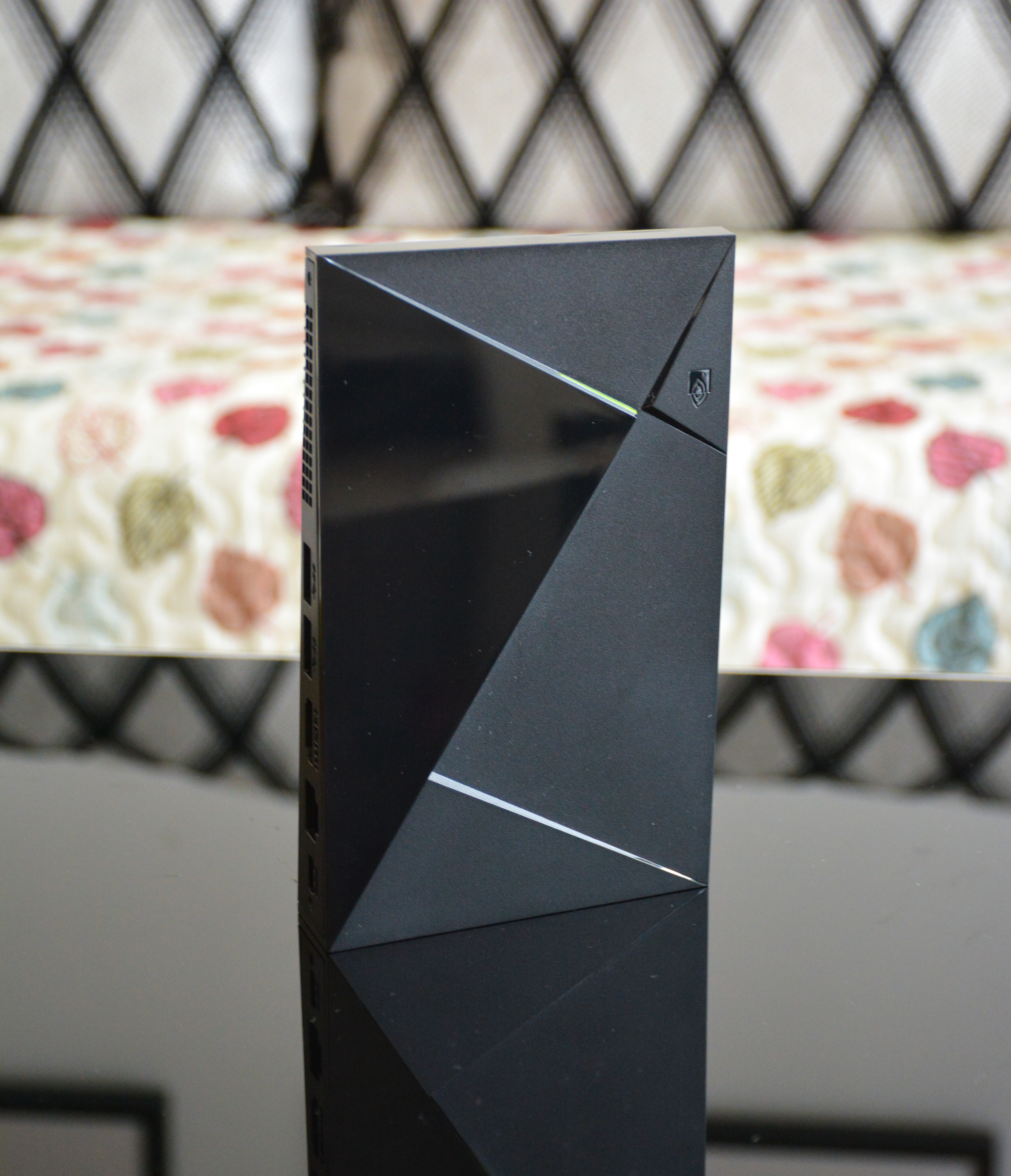 客厅娱乐中心,nvidiashieldtvpro2019款评测