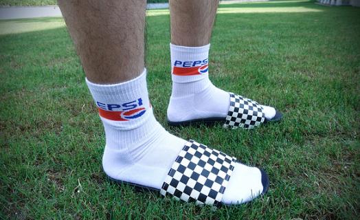 最火十款拖鞋,公认脚感最好的10双拖鞋