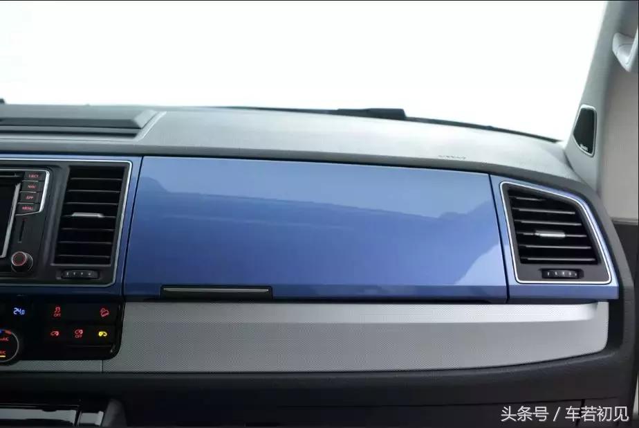 大众经典面包车最新款,给生活加点糖宝宝巴士