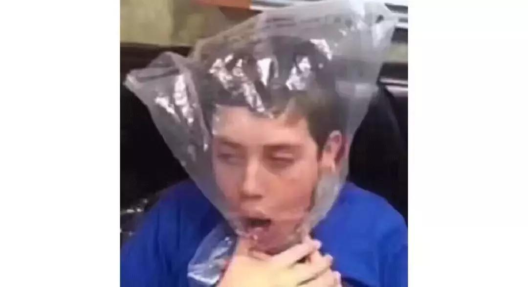 看完我员工的包包……有点想哭