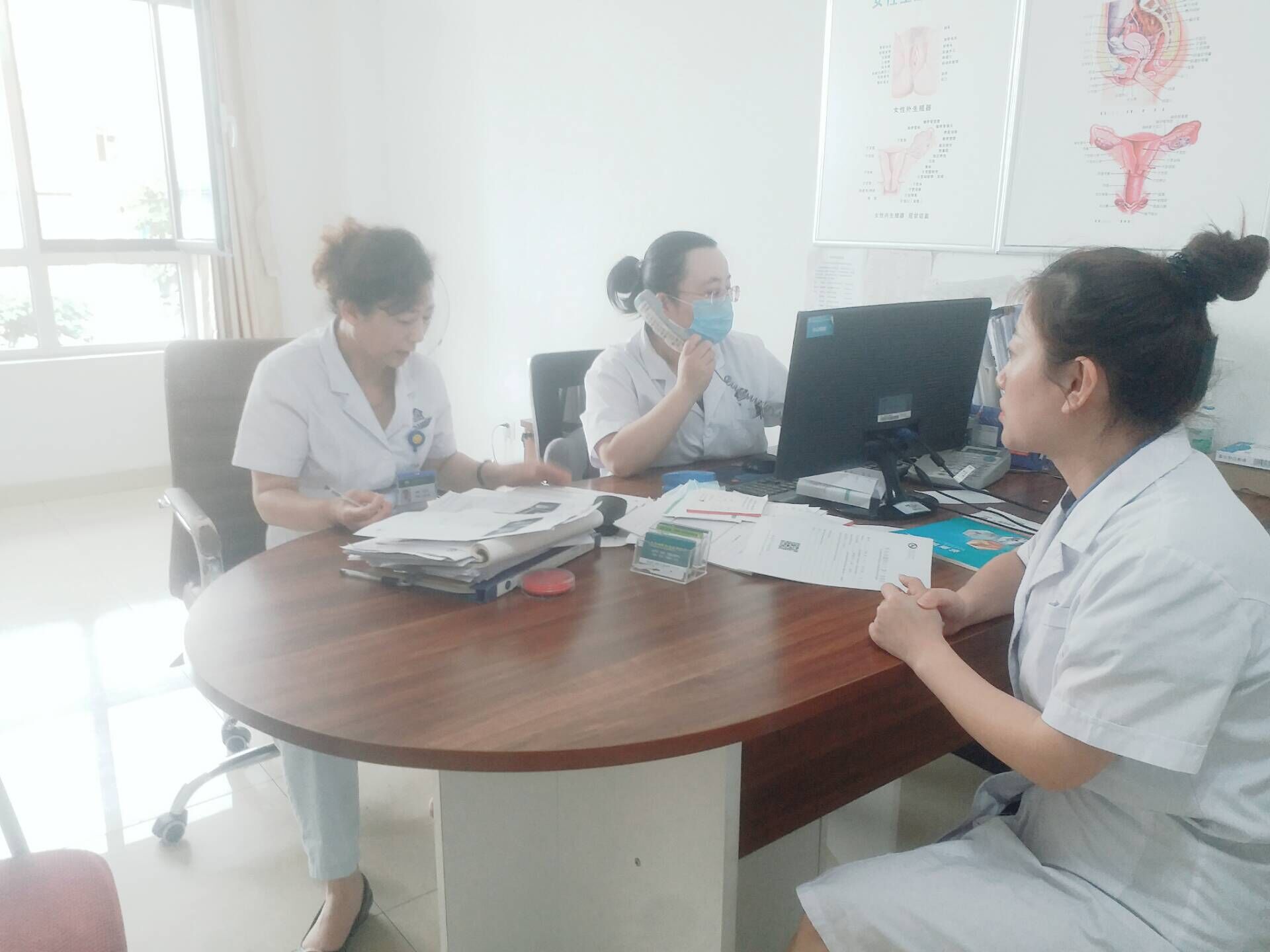 妇产科男医生值班的一天,妇产医院要男护士吗