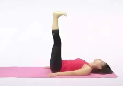 如何判断骨盆后倾还是骨盆前倾,骨盆前倾的日常原因