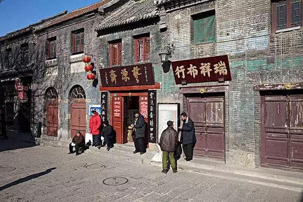 淄博金域东山房价多少钱一平方,淄博张店江南豪庭三期最新房价