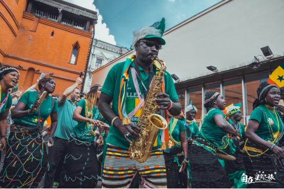 激情世界杯啤酒之夜盛大开幕,激情世界杯星空音乐节