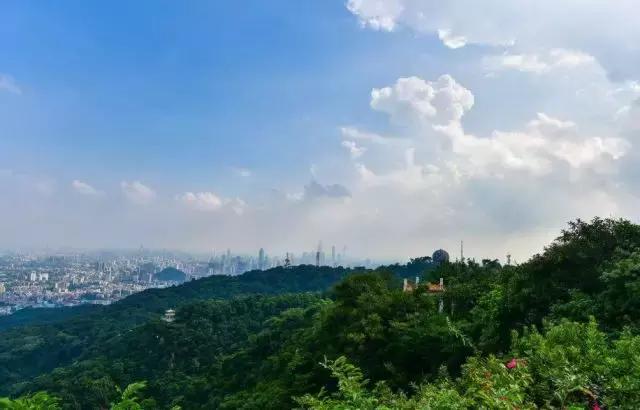 跟着国家队去旅行,跟着世界杯做美食