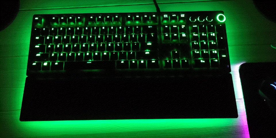 雷蛇猎魂光蛛竞技版测评,雷蛇猎魂光蛛精英版测评