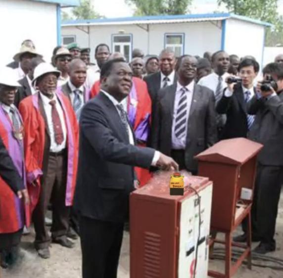 程序员桌面简单效果,程序员桌面物件