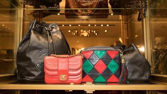 5000买的二手奢侈品包能卖多少钱,二手奢侈品店包是真的吗