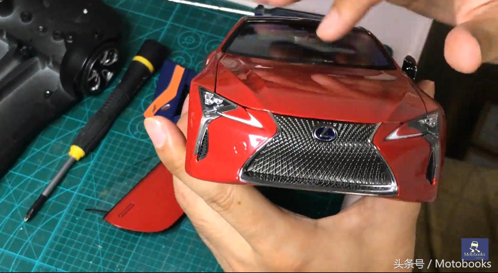 爱拆车模｜为你解剖良心！1:18原厂雷克萨斯LC500h汽车模型