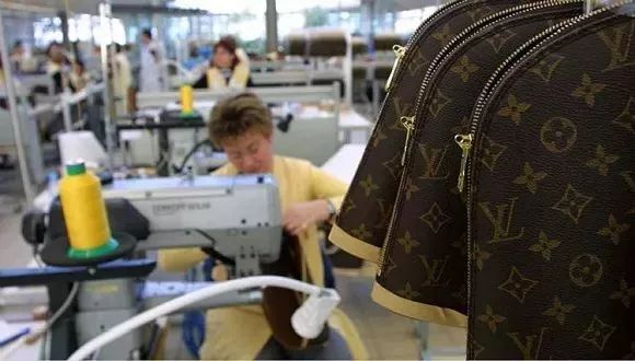 从不打折的奢侈品,从不打折的实体店