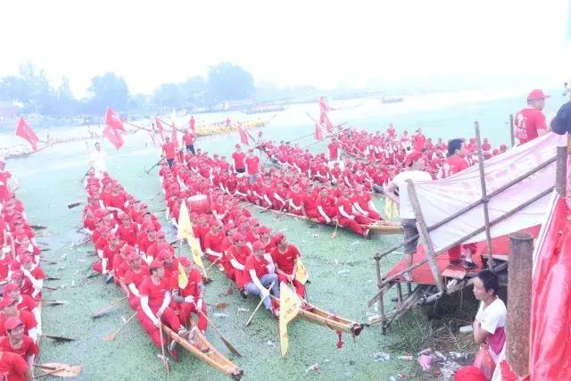 芜湖东易日盛龙舟节,东易日盛划龙舟