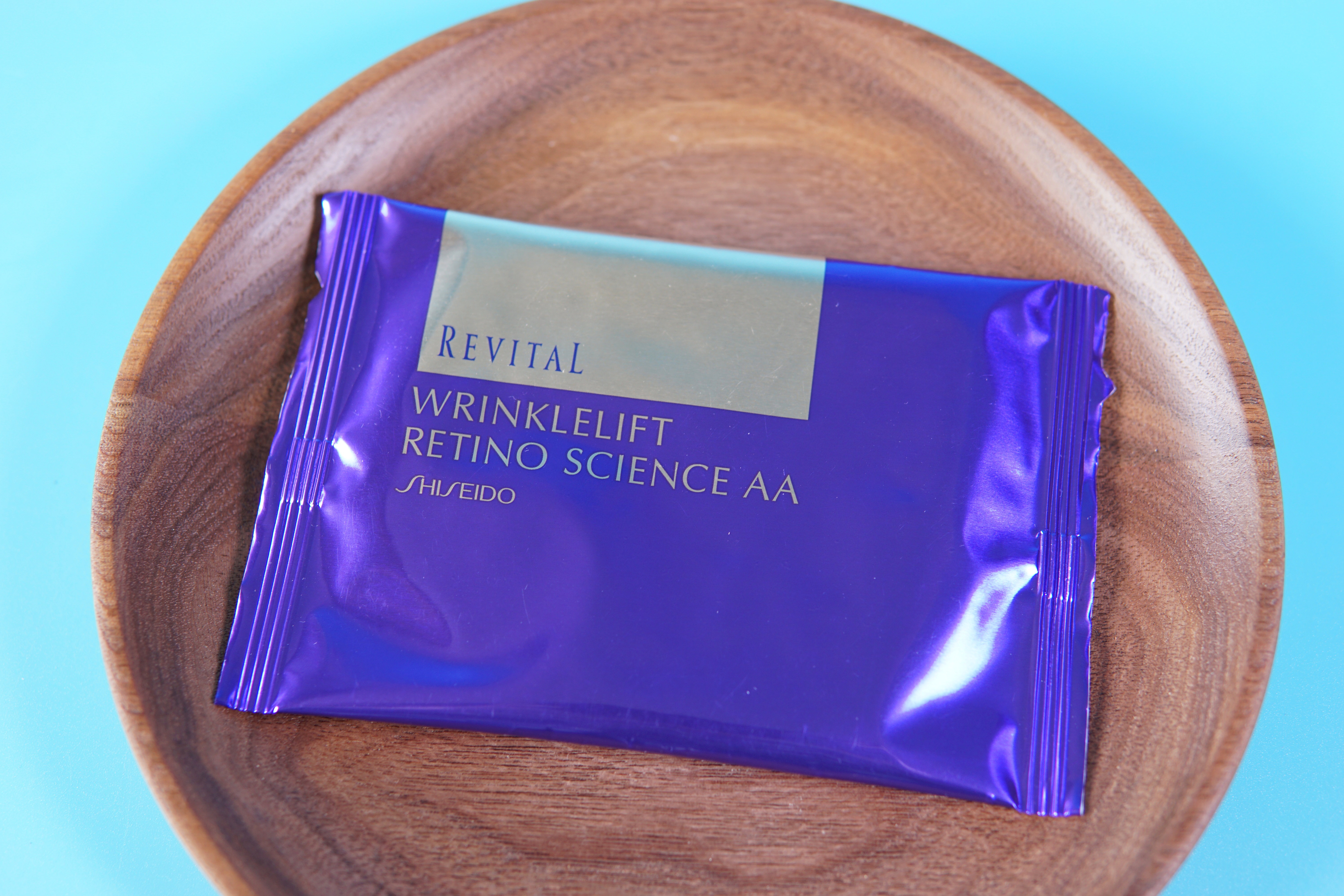 用了眼膜黑眼圈更重了,用了好多眼膜眼睛周围还是好干