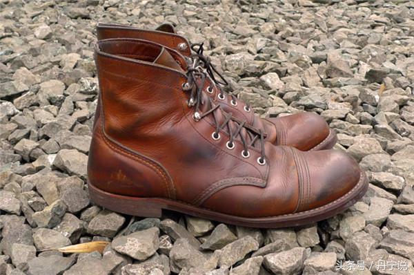 红翼8111工装靴制作过程,红翼8111是工装靴吗