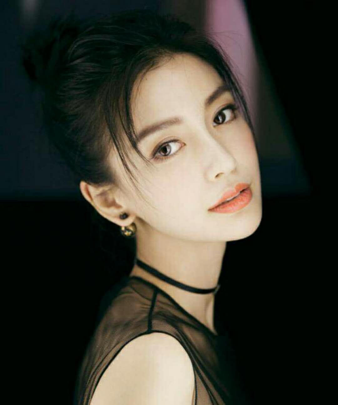 平面模特拍摄姿势新手教程,模特平面广告的拍摄方法