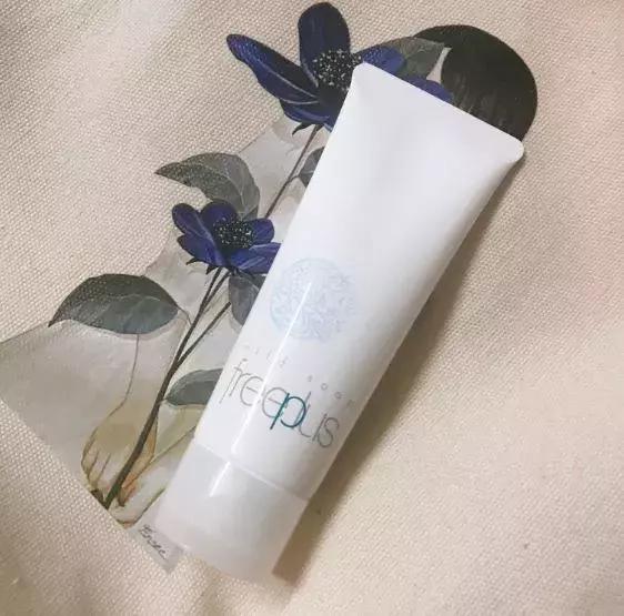 日本药妆30款有口碑的好物，行李箱塞爆也要买！