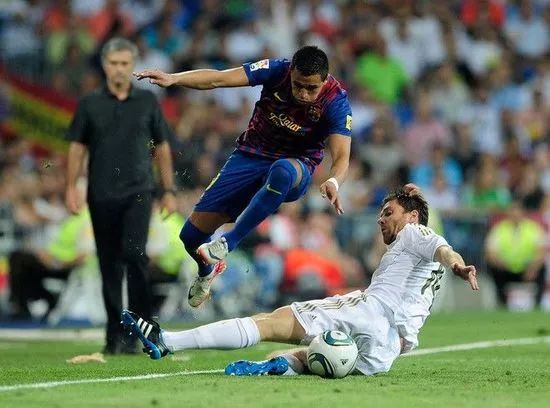 内马尔梅西谁更强,内马尔迷弟巨星们