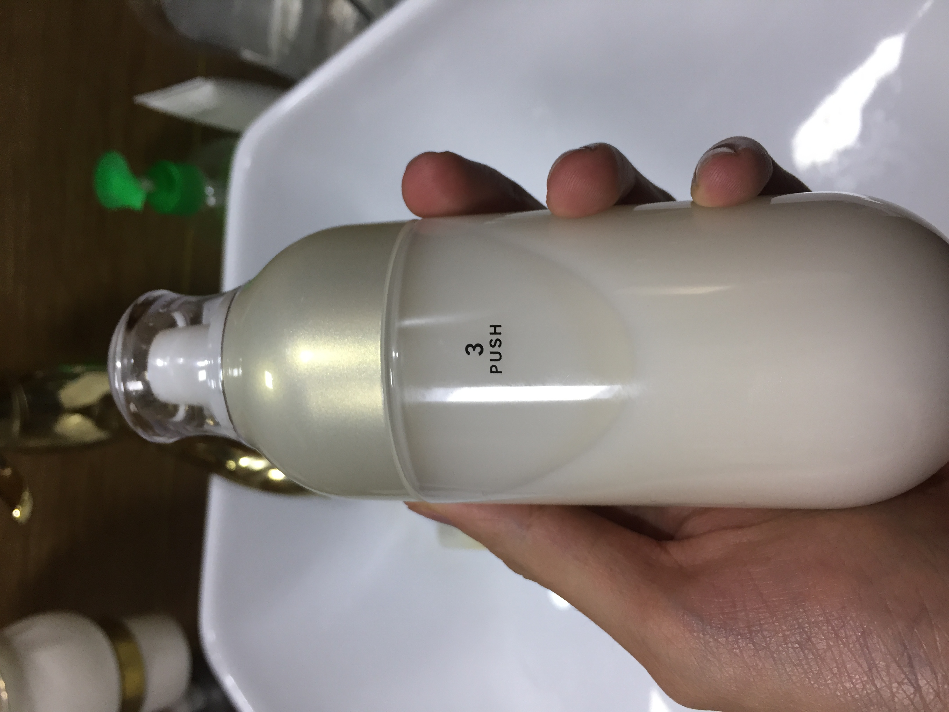 茵芙莎自律水乳,茵芙莎自律乳m5