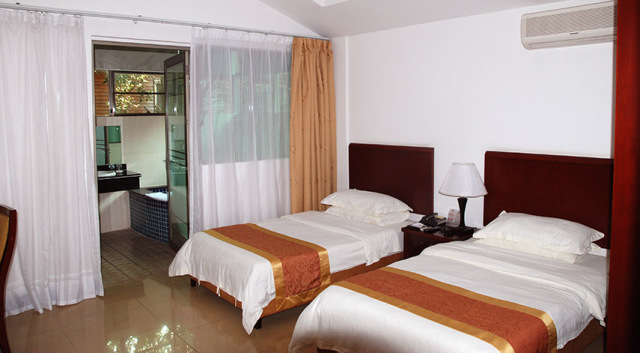 清远佛冈聚龙湾温泉,暑期聚龙温泉