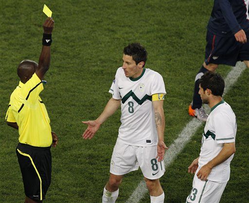 实况足球点球怎么判断方向,如何判断点球往哪边打