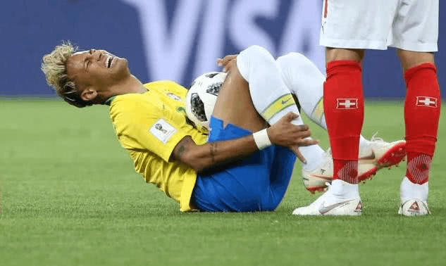 实况足球决胜高光内马尔爆率高吗,实况足球内马尔和卢卡库哪个好