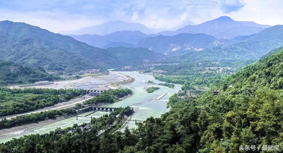 去成都上大学需要给孩子准备什么,去成都读大学有什么要注意的