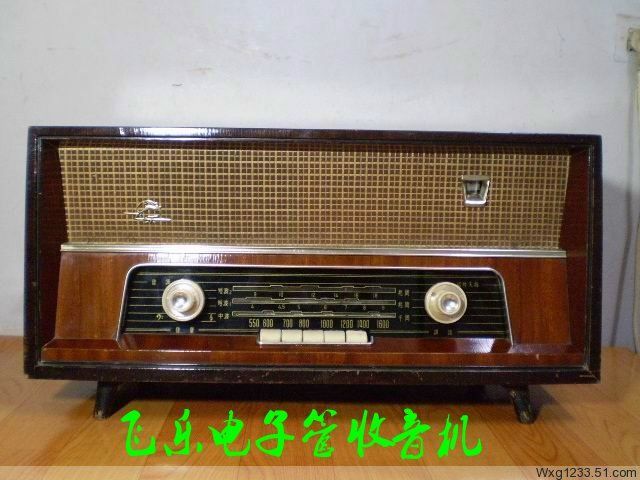 中国老单管收音机收藏,凌万春民间艺术作品