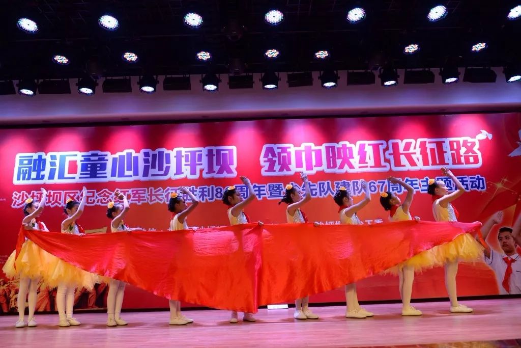 不负青春不负韶华砥砺前行,不负青春砥砺前行不负韶华