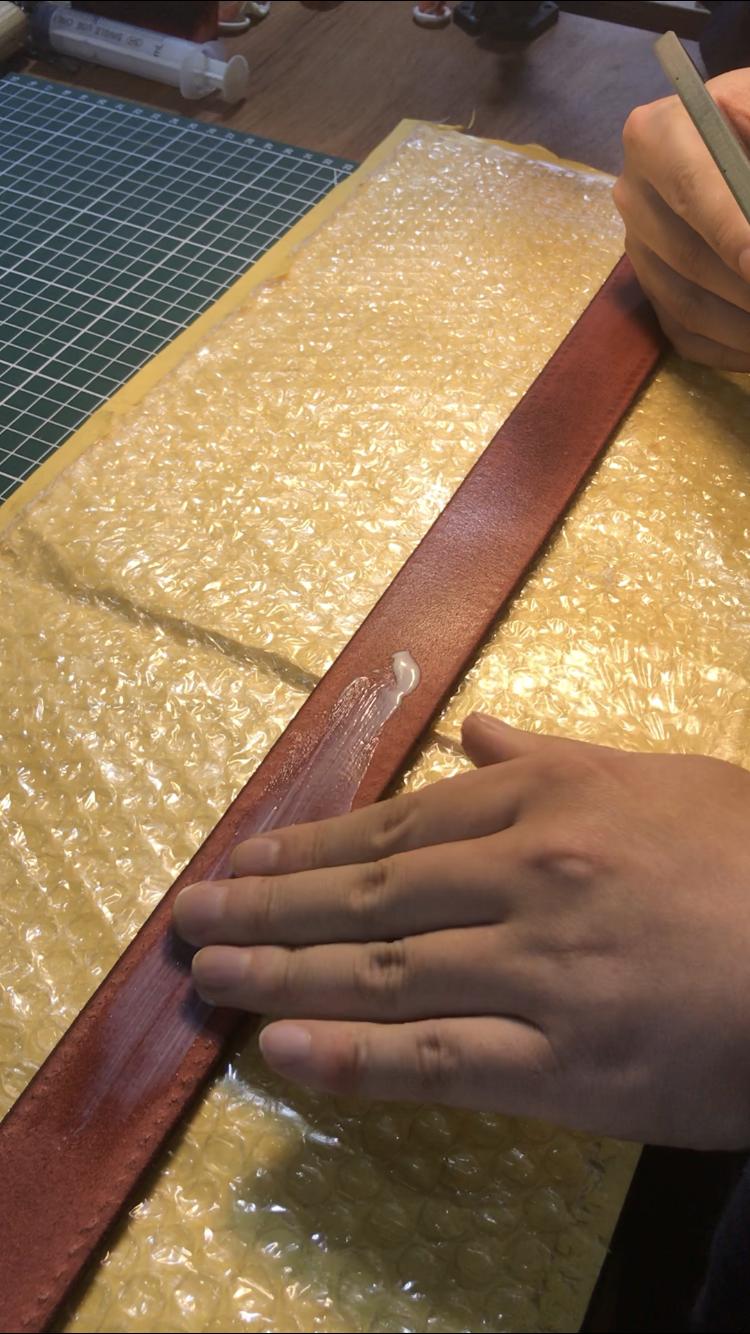 很厚的牛皮腰带制作过程,自己怎么做牛皮腰带