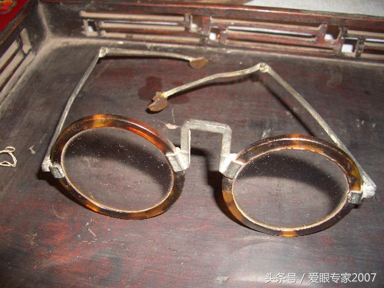 眼镜材质玳瑁特点,玳瑁眼镜材料