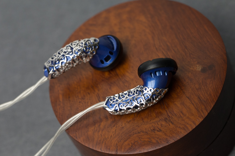 这可能是史上颜值最高的平头塞，全身贵金属，只要1699元！