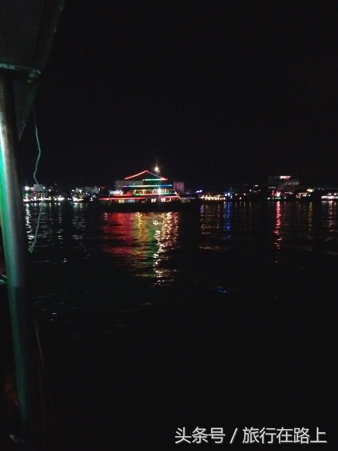 来泰国不看人妖就太亏了，原来人妖只有40岁寿命