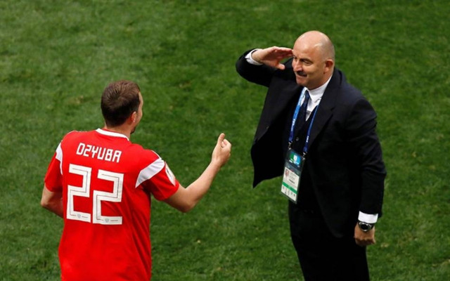 致敬！世界杯头号铁人，开场受伤却坚持踢完100分钟