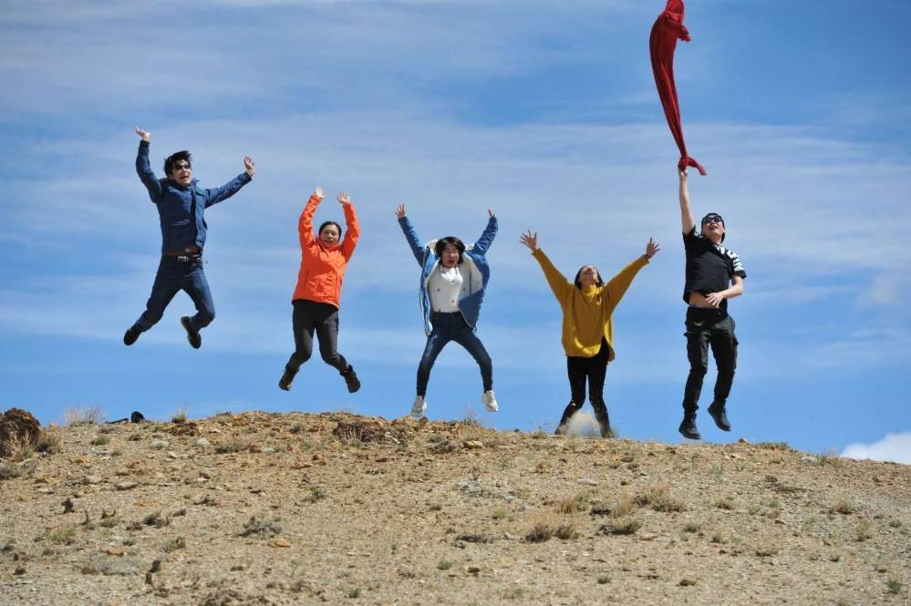 康巴兄弟自驾游路线,康巴兄弟连雪梅
