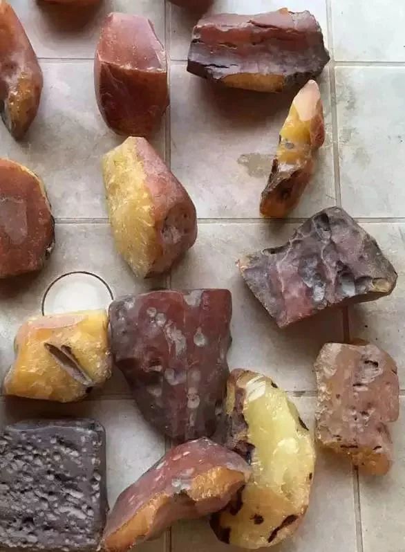 适合新手入手的蜜蜡,蜜蜡分类及图解大全