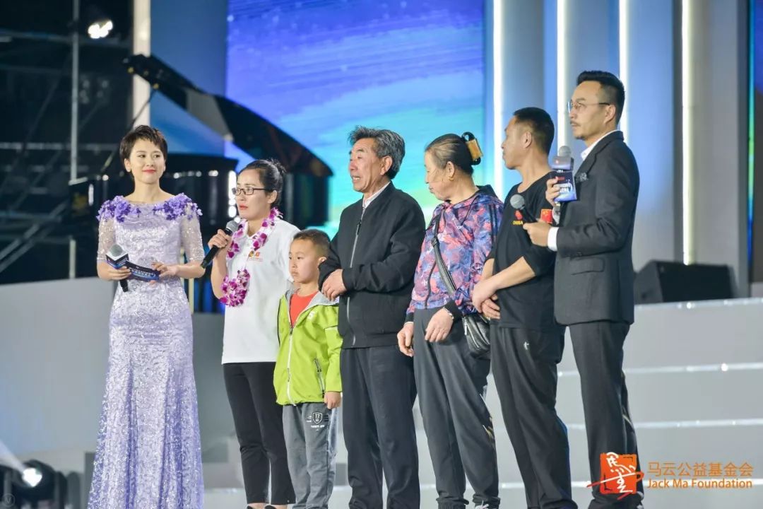 马云今年花钱找的陕西人，就在这37人里？马云乡村教师奖入围名单……