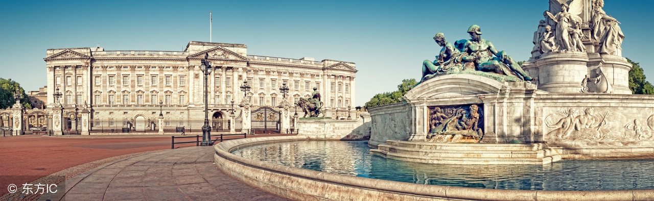 世界杯结束后c罗到皇马训练基地,c罗厄齐尔迪马利亚银河战舰