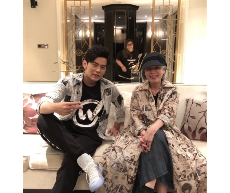 林俊杰球鞋侠同台,周杰伦林俊杰鞋