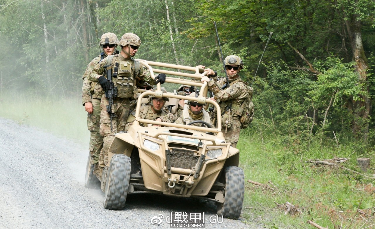 美国陆军步兵个人自购和配发装备