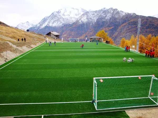 世界最高海拔的足球场,世界海拔最高足球场