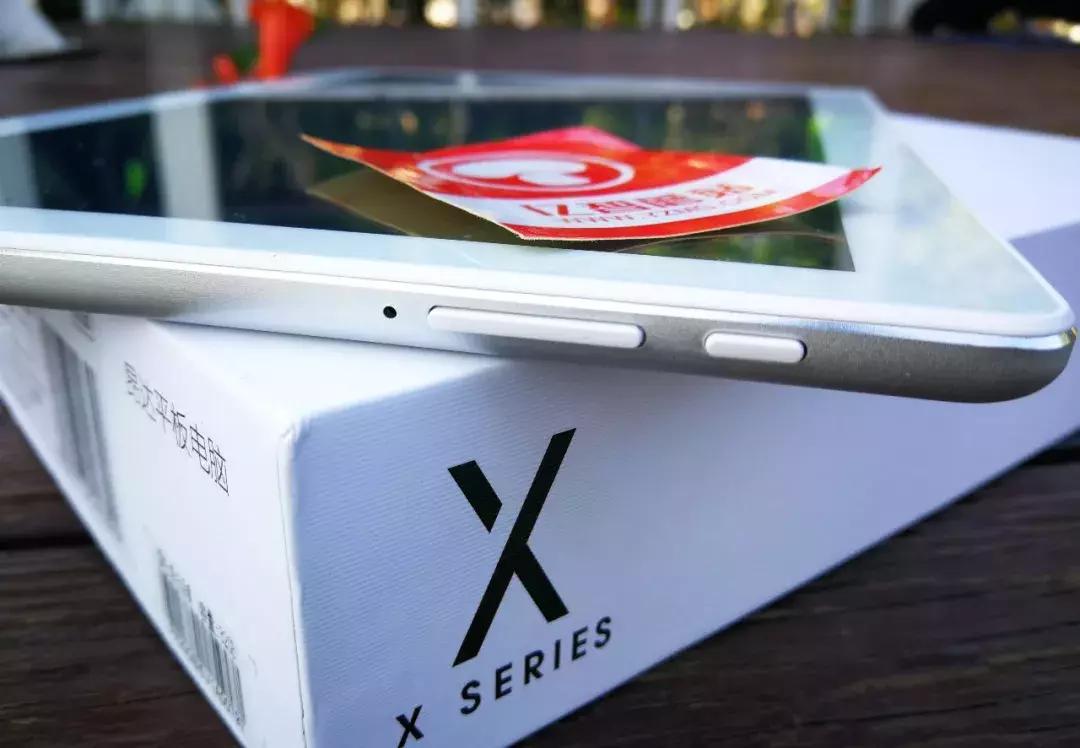 昂达x20平板能开什么画质和平精英,昂达x20插卡视频