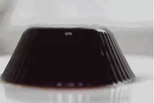 龟苓膏和冰粉哪个适合夏天好吃,龟苓膏黑凉粉和仙草冻的区别