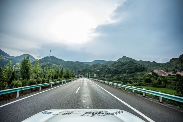 途达四驱和二驱的驾驶体验,途达2.50-100加速