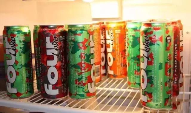 酒吧监控曝光：女孩被性侵，有多容易