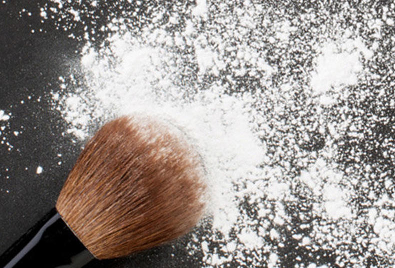 胡椒散粉和柏瑞美散粉哪个好用,胡椒散粉干皮测评