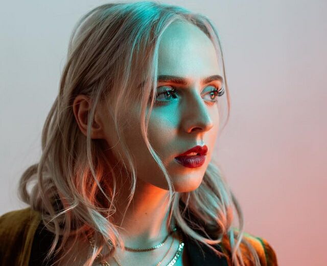 好听的英语歌纯音乐,悲伤又好听的英语歌