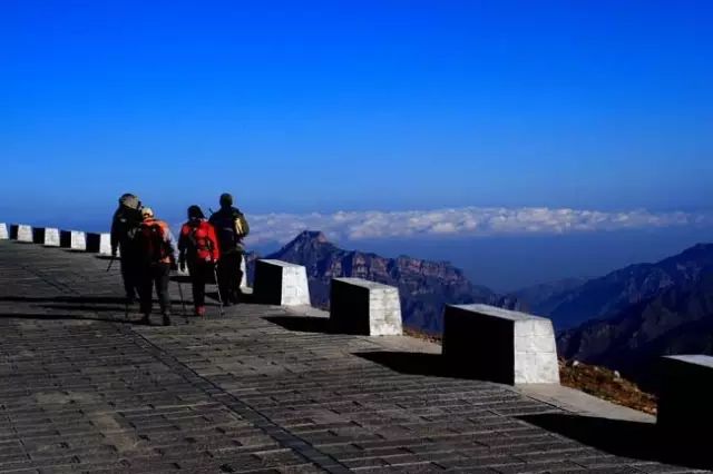 山西徒步五台山需要几天多少钱,徒步五台山二日旅游攻略