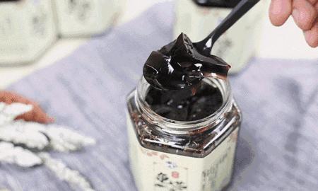 一周只卖3天网红龟苓膏，熬夜睇波食一盅即刻下火