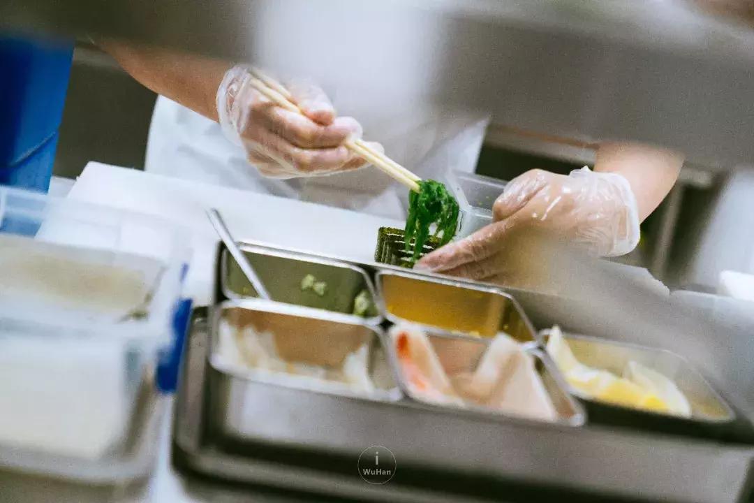 现在最火的网红寿司专门店,最近很火的网红寿司店