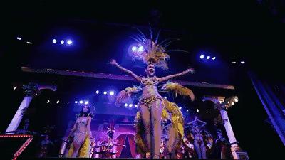 泰国明星泼水节表演,泰国泼水节水枪大战